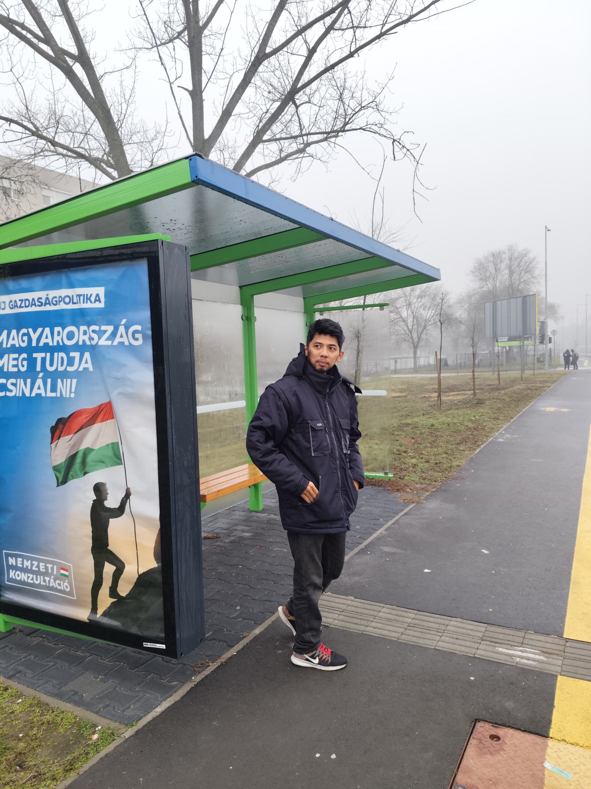 Dari Warung Es Teh ke Eropa: Kisah Firly Mengejar Harapan Baru